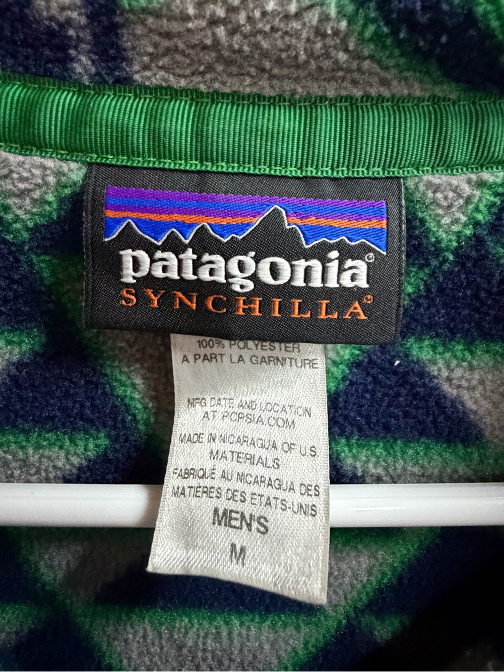 Vintage Patagonia Synchilla Fleece Jacket in Aztec Green and Navy Print - Picture 3 of 3